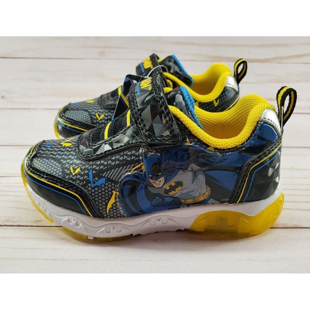 Batman Light Up Shoes Sneakers Toddler Size 6 Black DC Comics Super Hero Gotham